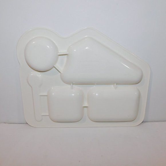 Classic Winnie the Pooh House Child Toddler Divided Plate Kibouki - Picture 6 of 8